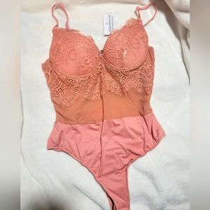 Windsor lace bodysuit